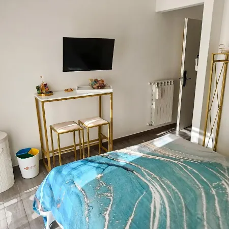 Afrodite 3* Καζέρτα
